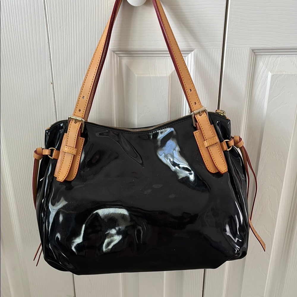 Dooney & Bourke Black Patent Leather Shoulder Bag - Picture 3 of 10